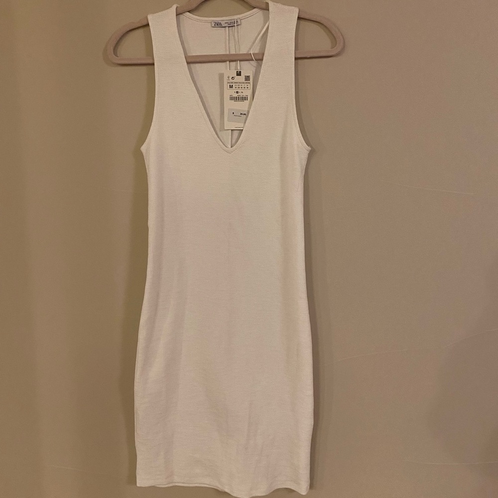 Zara NWT white sleeveless body con dress.